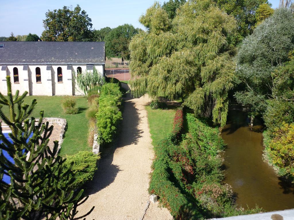 Domaine De La Courbe Hotel Le Lude ภายนอก รูปภาพ