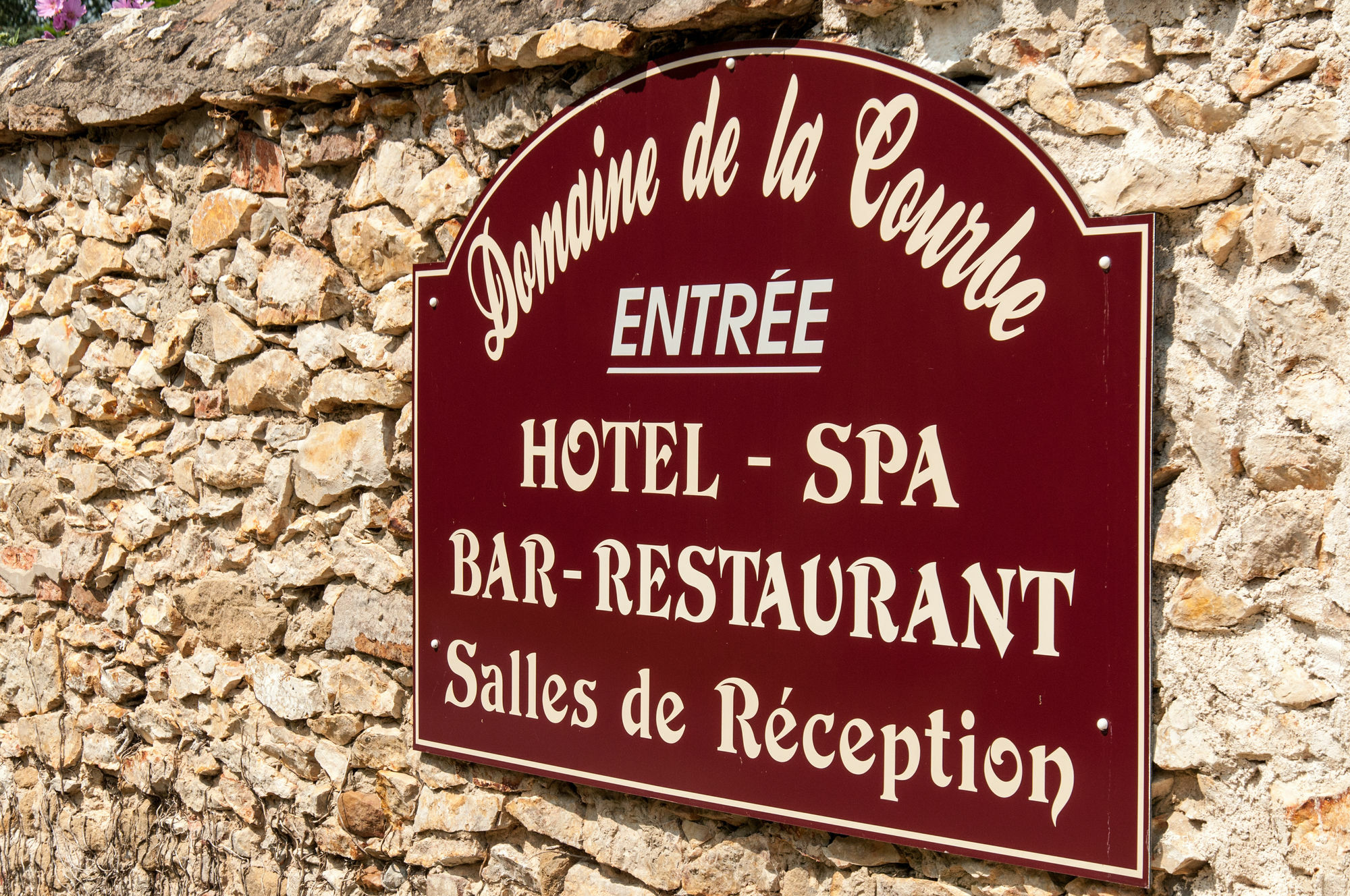 Domaine De La Courbe Hotel Le Lude ภายนอก รูปภาพ